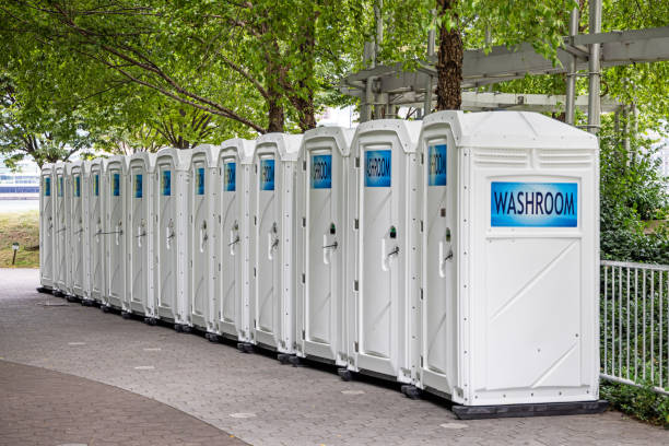 Portable Toilet Options We Offer in Portage Lakes, OH